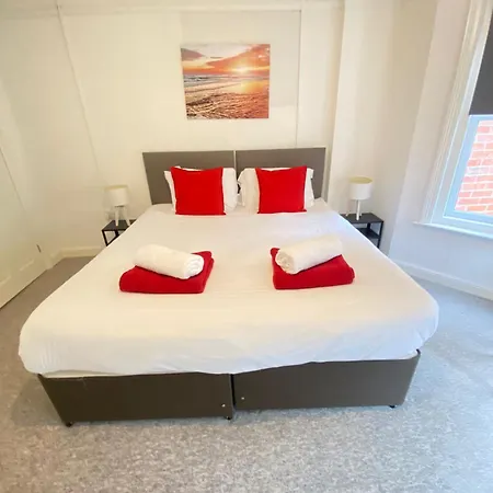 Seaside Escape In Central Bournemouth Spacious Stylish & Inviting Urban Heights Exterior photo
